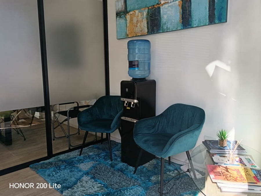 To Let Commercial Property for Rent in Pinelands Western Cape